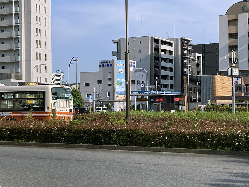 つくばエクスプレス・六町駅付近（どんどん町がおおきくなっているようです）